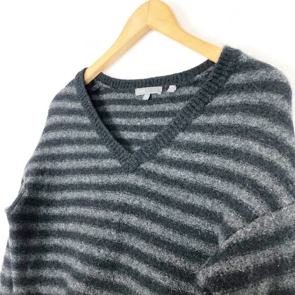 Vince Merino Camel Blend Sweater Large Navy Grey Stripe Pullover Size Medium - Picture 7 of 12